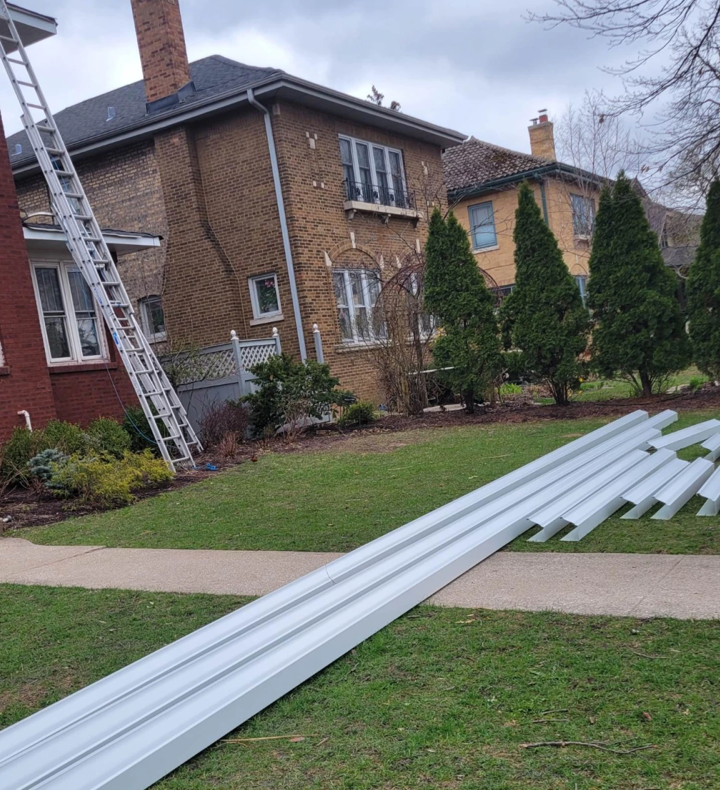 Seamless-Gutter-Delivery-LLC-Aluminum-Gutter in Chicago Illinois